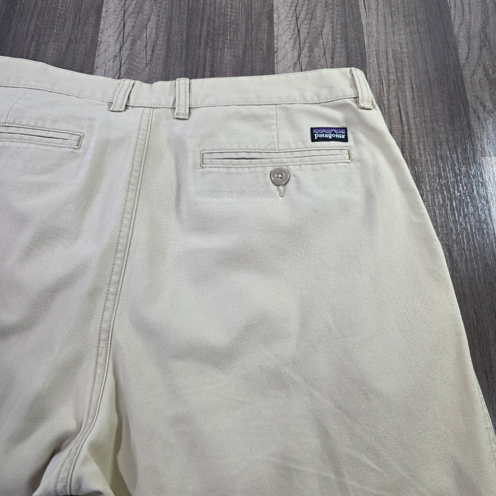 Patagonia Organic Cotton Classic Khaki Straight Leg Durable Canvas Duck Pants.36